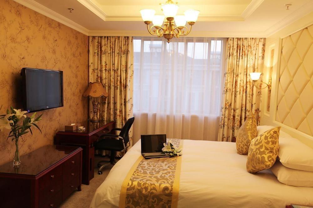 Omeiga Legend Hotel Yiwu  Buitenkant foto